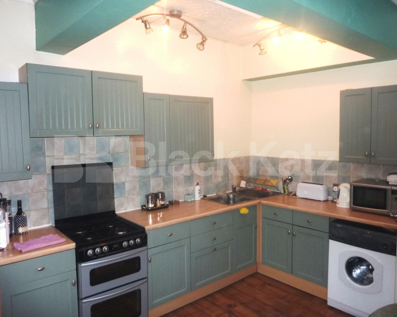 			NEW INSTRUCTION!, 2 Bedroom, 1 bath, 1 reception Flat			 Belmont Street, CHALK FARM